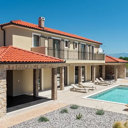 New Bombovi Dvori With Pool, Gym & Sauna Privlaka (Zadar)