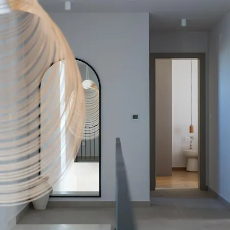 Villa New Bombovi Dvori With Pool, Gym & Sauna *